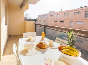 Apartment Saint James-11 by Interhome